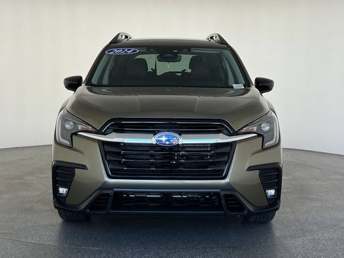 Used 2024 Subaru Ascent Limited w/ Technology Package AWD/4WD image 10