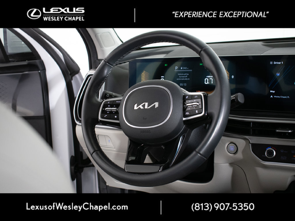 Used 2025 Kia Sorento S FWD image 18