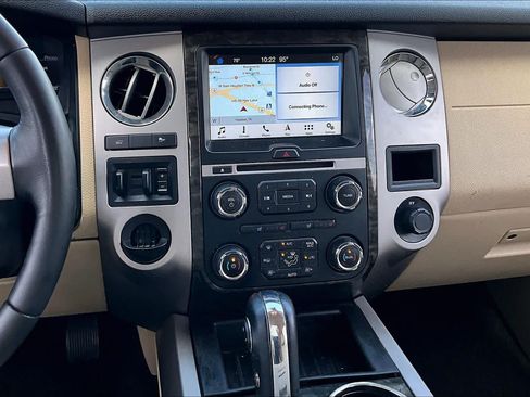 Used 2016 Ford Expedition Limited w/ Equipment Group 301A RWD image 7