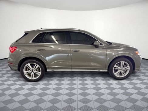 Used 2024 Audi Q3 2.0T Premium w/ Convenience Package AWD/4WD image 8