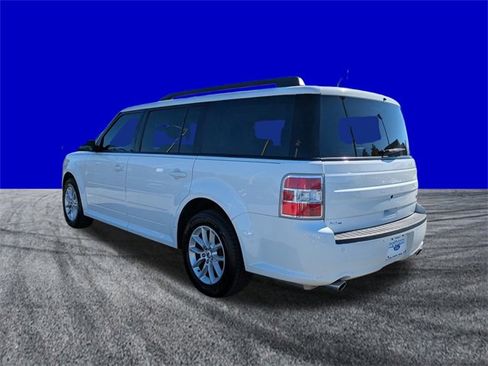 Certified 2019 Ford Flex SE image 6