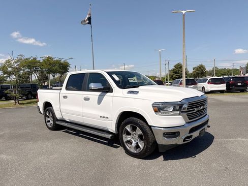 Used 2020 RAM 1500 Laramie AWD/4WD image 1