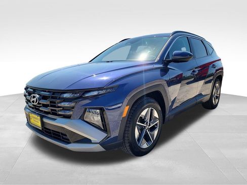 Used 2025 Hyundai Tucson SEL FWD image 4