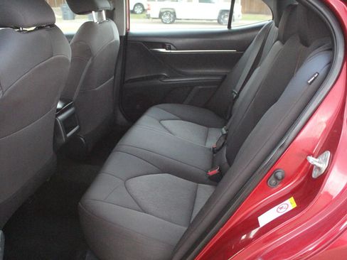 Used 2019 Toyota Camry LE FWD image 20