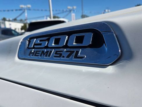 Used 2019 RAM 1500 Big Horn AWD/4WD image 9
