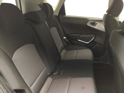 Used 2020 Kia Soul LX image 19