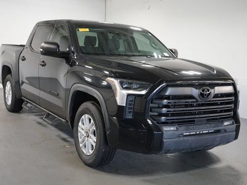 Used 2024 Toyota Tundra SR5 w/ SR5 Convenience Package RWD image 3