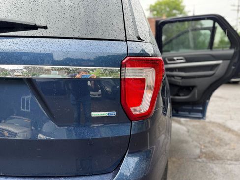 Used 2016 Ford Explorer XLT w/ Equipment Group 202A AWD/4WD image 51