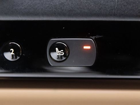 Used 2013 Rolls-Royce Ghost image 45