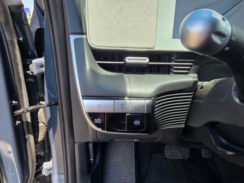 Used 2023 Hyundai Ioniq 5 Limited w/ Cargo Package AWD/4WD image 18