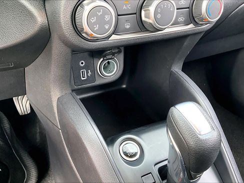 Used 2024 Nissan Kicks S FWD image 31