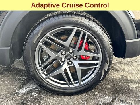 Certified 2025 Ford Explorer ST-Line w/ ST-Line Street Pack image 10