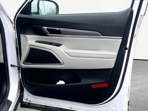 Used 2022 Kia Telluride EX w/ EX Premium Package image 31