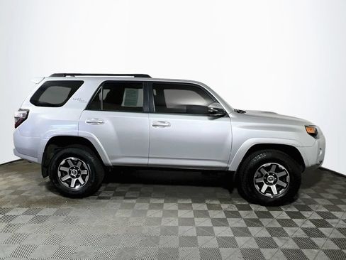 Certified 2019 Toyota 4Runner TRD Off-Road Premium AWD/4WD image 8