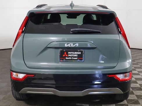 Used 2023 Kia Niro Wind w/ Wind Preserve Package FWD image 12