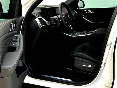 New 2026 BMW X5 xDrive40i image 10