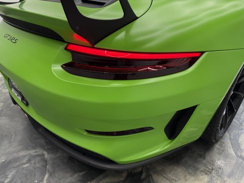 Used 2019 Porsche 911 GT3 RS RWD image 32