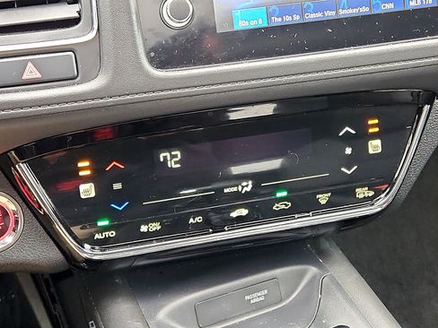 Used 2021 Honda HR-V EX image 15