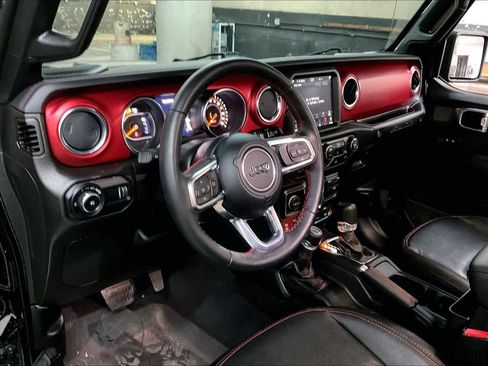 Used 2023 Jeep Wrangler Unlimited Rubicon w/ Cold Weather Group image 16