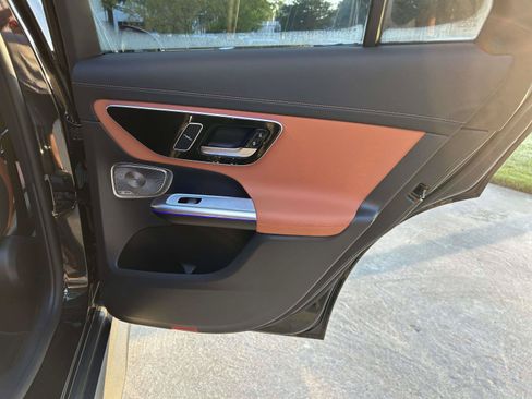 Certified 2025 Mercedes-Benz GLC 300 4MATIC image 42