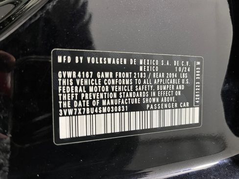 Used 2025 Volkswagen Jetta SE image 17