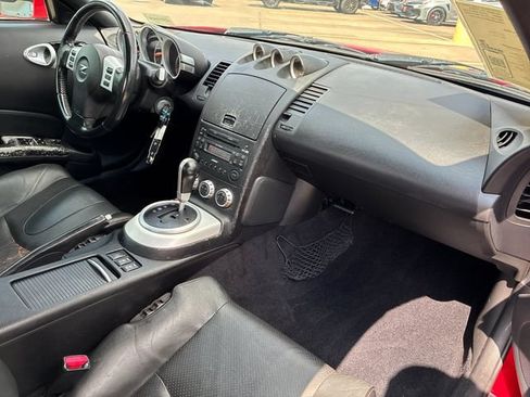 Used 2006 Nissan 350Z Grand Touring RWD image 14
