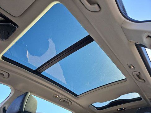 Certified 2022 BMW X7 xDrive40i w/ Premium Package image 31