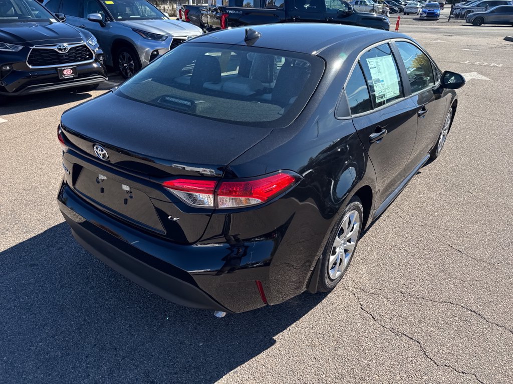 New 2027 Toyota Corolla LE FWD image 7