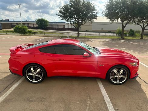 Used 2015 Ford Mustang GT Premium w/ GT Performance Package RWD image 7