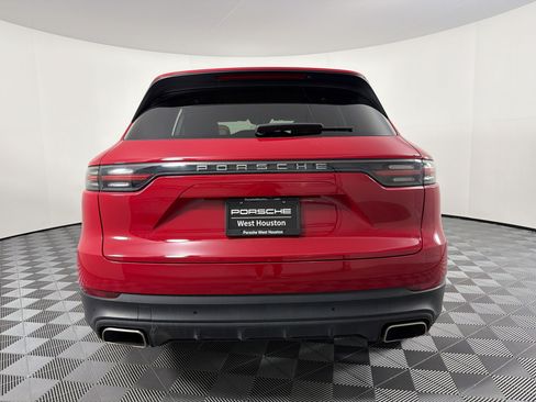 Certified 2023 Porsche Cayenne AWD/4WD image 10