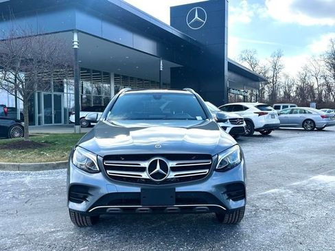 Used 2019 Mercedes-Benz GLC 300 4MATIC image 2