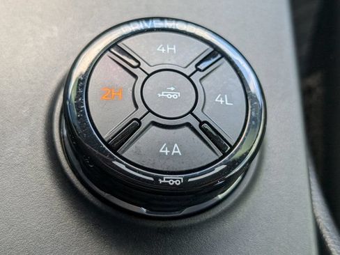 Used 2025 Ford Ranger Raptor AWD/4WD image 21