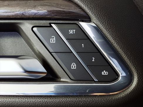 Used 2024 Chevrolet Silverado 1500 LTZ w/ LTZ Convenience Package II image 9