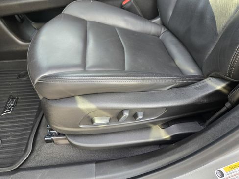 Certified 2025 Cadillac XT6 Premium Luxury image 14