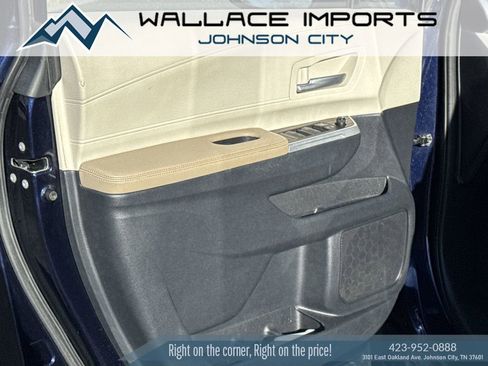 Used 2021 Toyota Sienna XLE w/ XLE Plus Package image 13