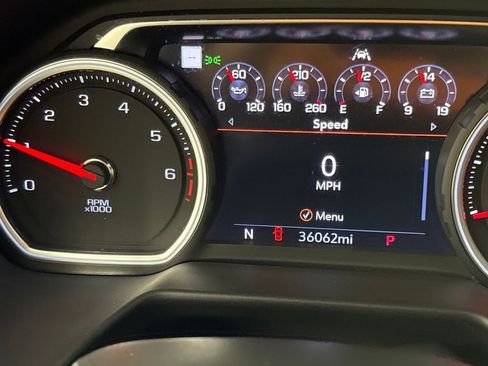 Used 2021 Chevrolet Tahoe High Country RWD image 40