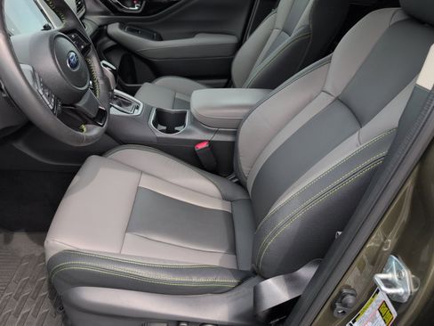 Used 2025 Subaru Outback Onyx Edition image 5