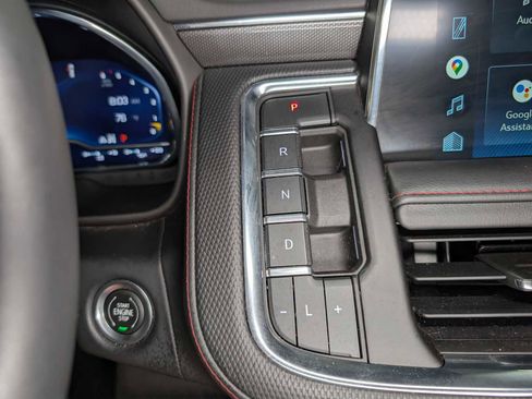 Used 2022 Chevrolet Tahoe RST w/ Sport Performance Package image 33