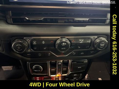 New 2026 Jeep Wrangler Unlimited Rubicon w/ Safety Group image 3