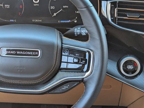 Used 2023 Jeep Grand Wagoneer Series III w/ Rear Seat Video Group 1 image 20