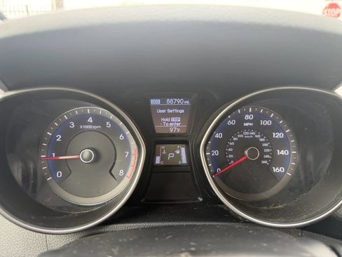 Used 2016 Hyundai Elantra GT FWD image 17