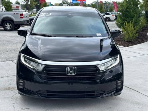 Used 2023 Honda Odyssey EX-L image 2