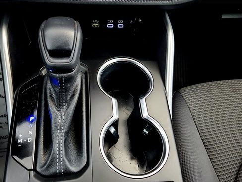 Used 2023 Toyota Highlander L image 28