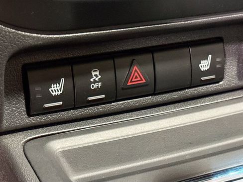 Used 2017 Jeep Patriot High Altitude image 18