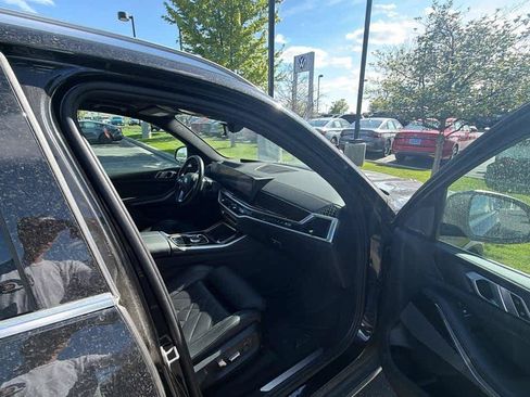 Used 2025 BMW X5 xDrive40i w/ Premium Package AWD/4WD image 28