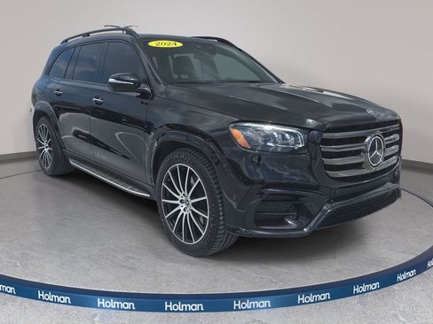 Used 2024 Mercedes-Benz GLS 450 4MATIC image 4