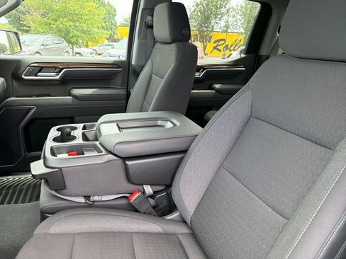 New 2026 GMC Sierra 1500 Elevation w/ X31 Off-Road Package AWD/4WD image 18