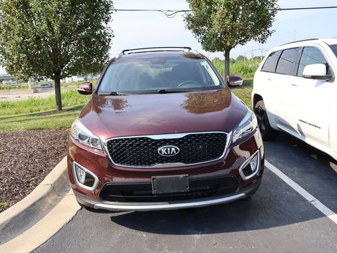 Used 2017 Kia Sorento EX AWD/4WD image 3