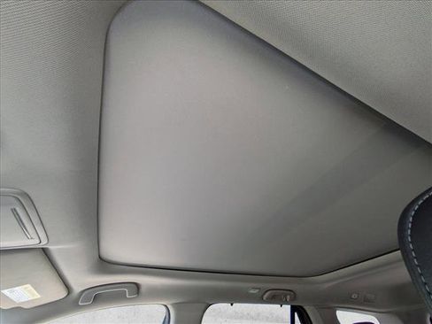 Used 2023 Honda Pilot Touring image 16