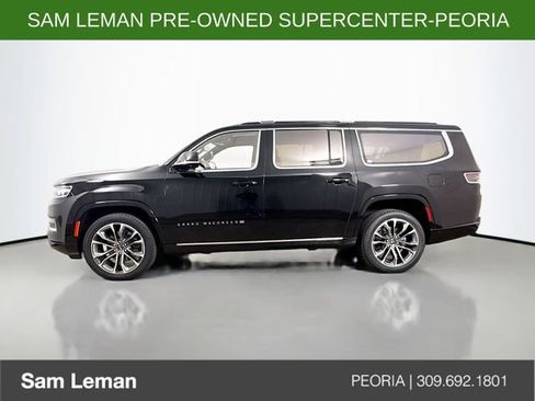 Used 2023 Jeep Grand Wagoneer L Series III w/ Rear Seat Video Group 1 AWD/4WD image 4